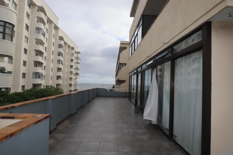 To Let 2 Bedroom Property for Rent in Sea Point Western Cape